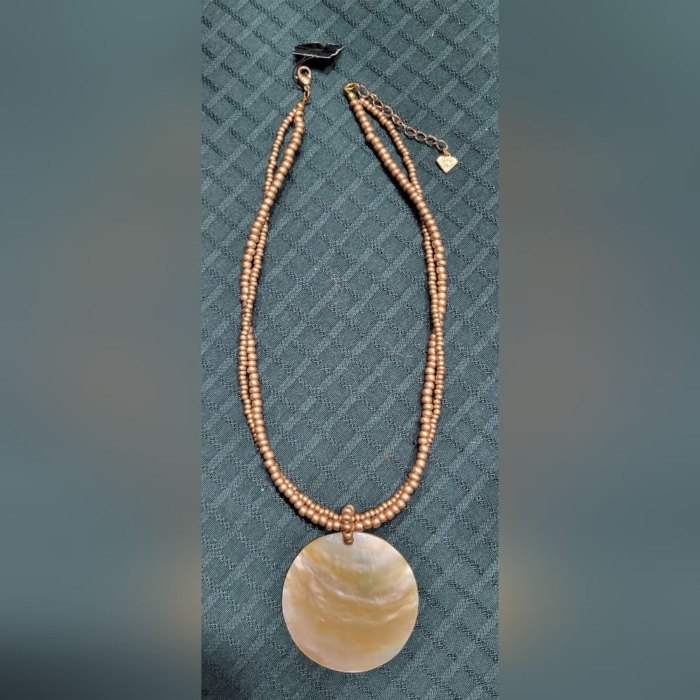 Elegant Gold Beaded Necklace